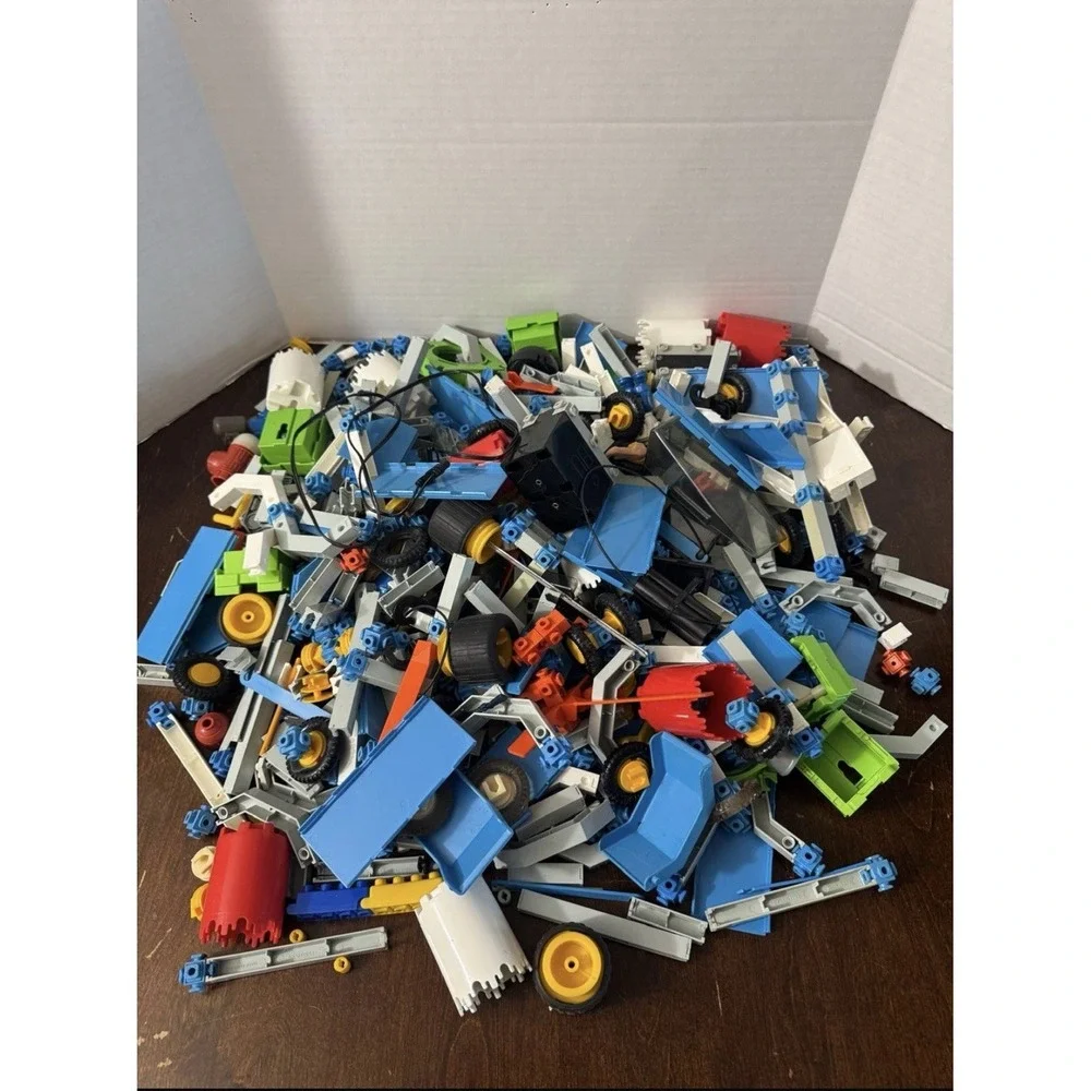 Fisher Price Construx Building Toy Lot Mixed Pieces Parts Figures Bulk 6 lbs